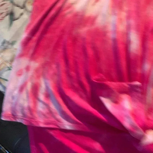 NWT Time & Tru Womenโs Maternity Top Size Medium - Picture 3 of 10